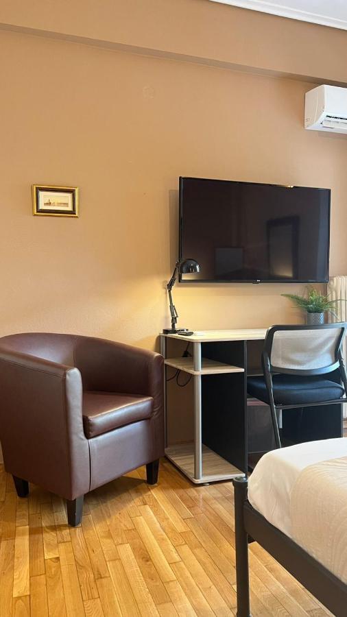 אתונה Koukaki Cozy Studio Retreat 1' From Metro מראה חיצוני תמונה