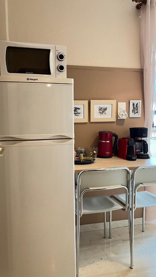 אתונה Koukaki Cozy Studio Retreat 1' From Metro מראה חיצוני תמונה